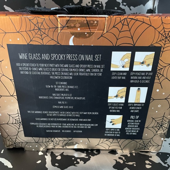 Paris Hilton Wine Glass and Spooky Press On Nail Set Orange and Black NEW in Box - Picture 6 of 8